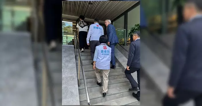 區議員到訪漢基國際學校 商討寶馬山交通及擴建方案
