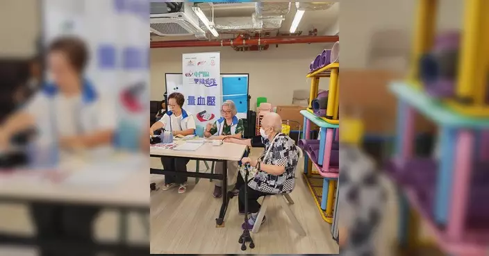 三聖關愛隊恆常服務站開設第45次免費量血壓服務