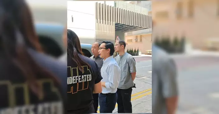 穆家駿到希雲街了解雙黃線影響 稱稍後向政府部門反映意見