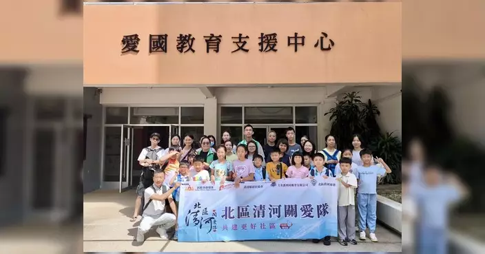 清河關愛隊辦航天築夢家國情活動 30多親子參觀愛國教育支援中心