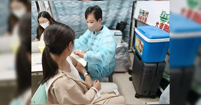 流感針注射日期提前 劉佩玉辦事處辦首場接種服務反應熱烈