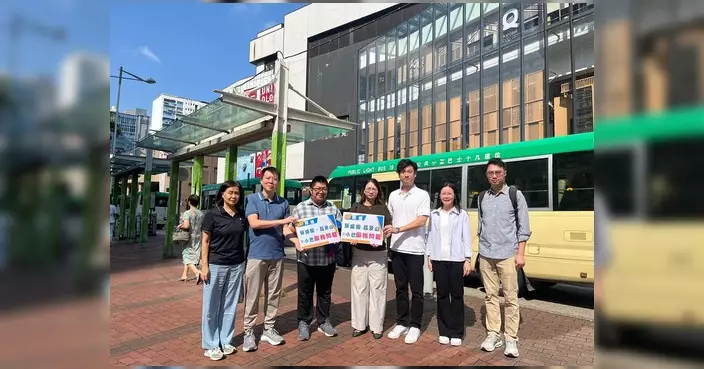 葵涌西服務團隊跟進葵盛圍荔景山小巴服務 約見運輸署實地視察