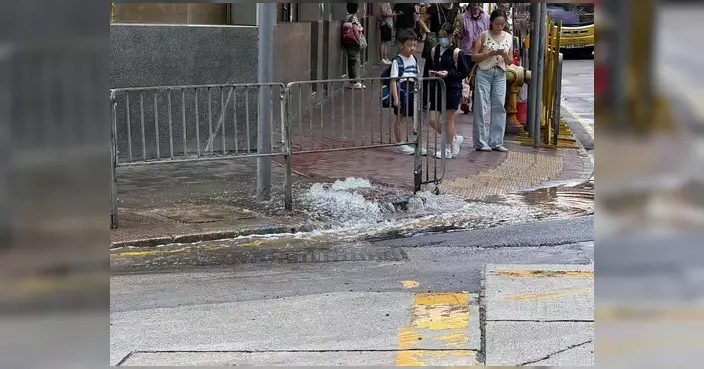 七姊妹道電照街交界鹹水管破裂 水務署關掣搶修今晚8時展開