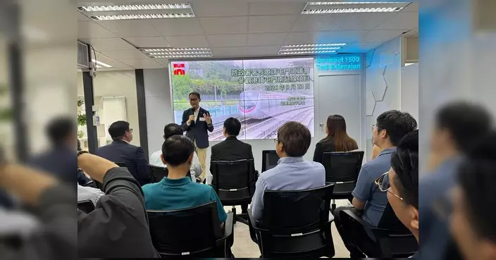 陳孟宜參與區議會代表團 實地考察港鐵屯門南延線