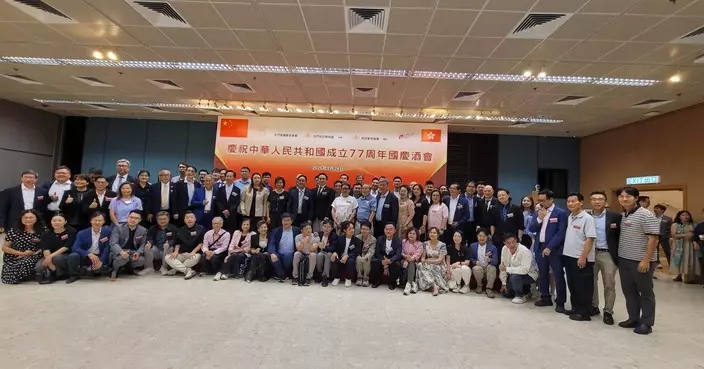 李超雄出席屯門國慶酒會 與社區領袖共賀國慶77周年