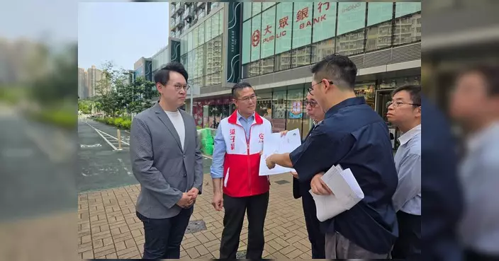 至善街怡明徑行人過路改善工程展開 黃遠康聯同梁子穎實地視察