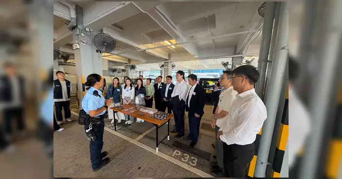 植潔鈴與東區警區交流 跟進違例泊車及電話騙案等問題