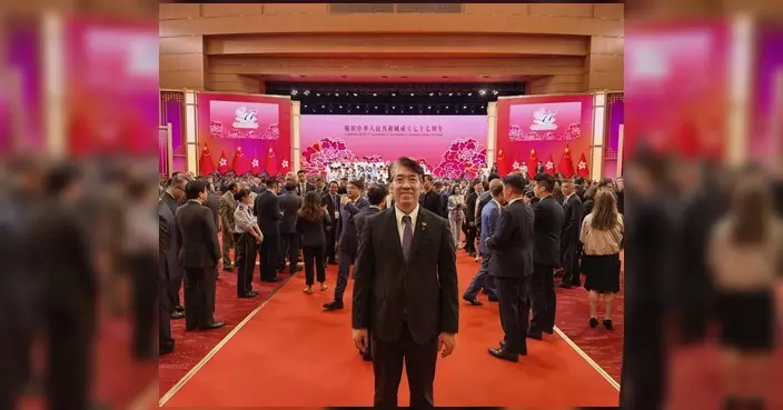 黃永威出席國慶77周年升旗儀式及酒會 祝願祖國繁榮昌盛香港和諧安定