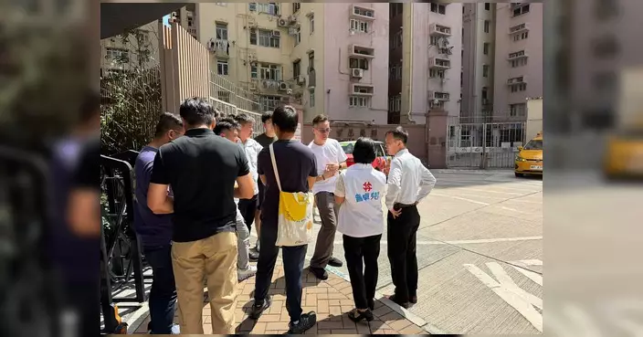 東區關愛隊聯同多部門實地視察 跟進百福花園迴旋處非法棄置廢料