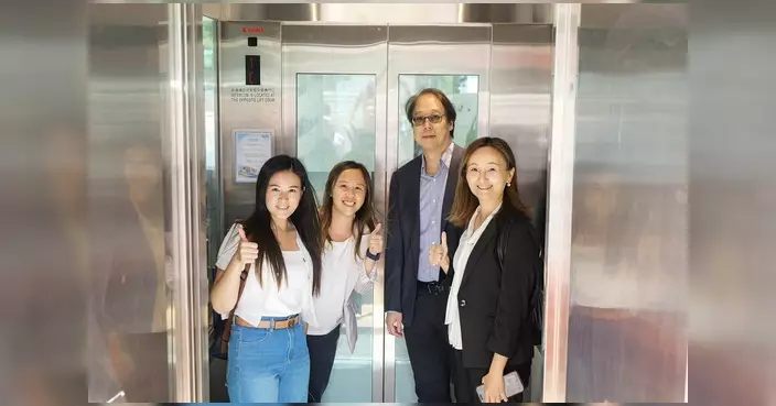 安湖樓行人天橋升降機正式啟用 橫跨青敬路往返長發商場更便捷