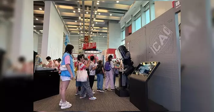 天后關愛隊帶街坊本地遊 參觀廉署展覽廳及山頂蠟像館