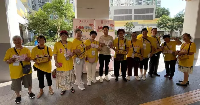 李文傑議員辦事處助仁愛堂富蝶邨售慈善獎券 反應熱烈