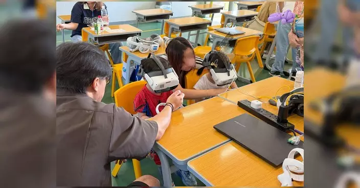 掃管笏關愛隊辦創科美術盃 以VR遊覽社區結合3D繪畫創作